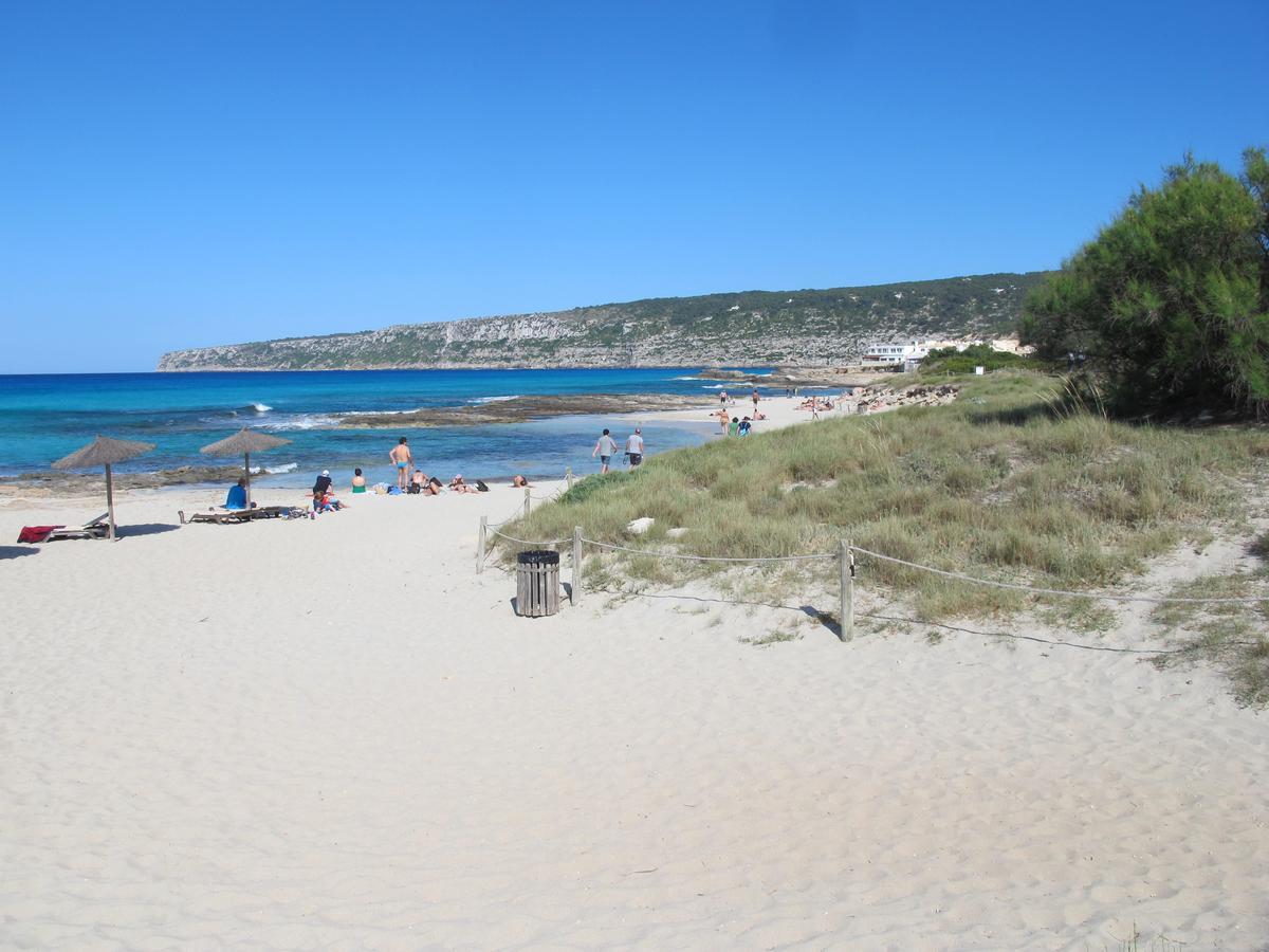 Astbury Apartments Ses Basses Es Calo (Formentera) Exterior foto